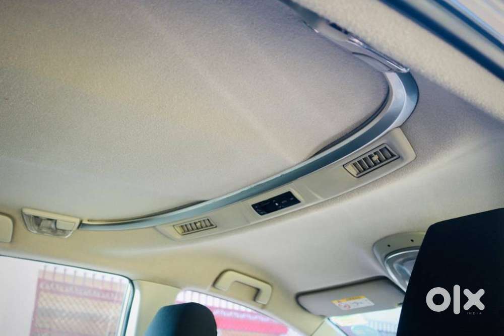 Toyota Innova Crysta [2020-ongoing] 2.4 Vx 7 Str, 2021, Diesel