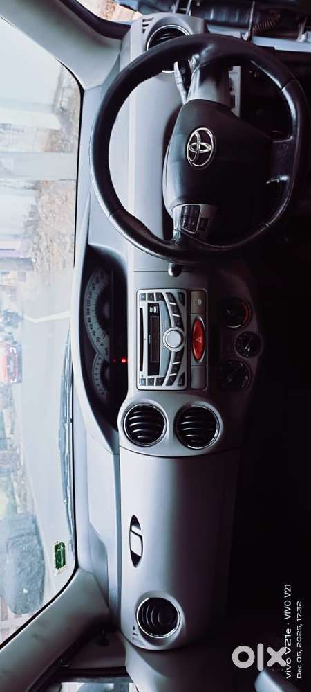 Toyota Etios Vx Limited Edition, 2011, Petrol