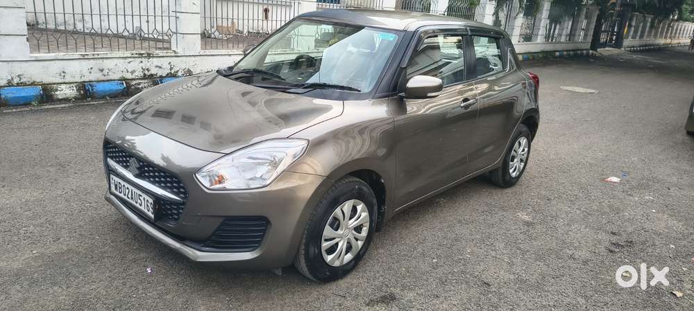 Maruti Suzuki Swift 1.2 Vxi Glory Edition, 2023, Petrol