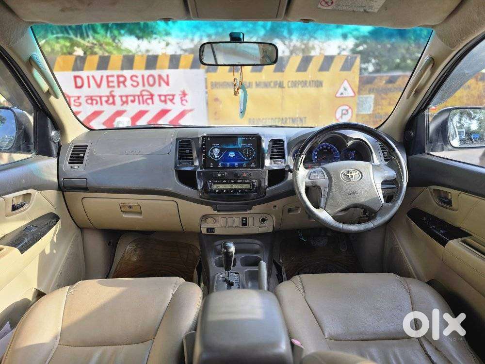Toyota Fortuner 3.0 4x2 Automatic, 2012, Diesel