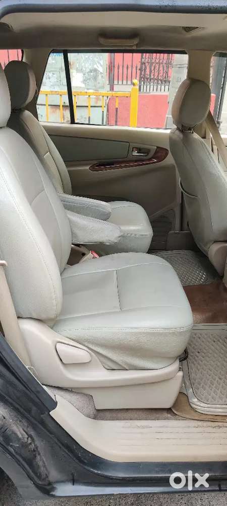 Toyota Innova 2008 Diesel Well Maintained