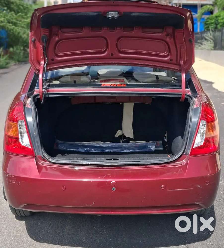 2008 Hyundai Verna Crdi Manual Car