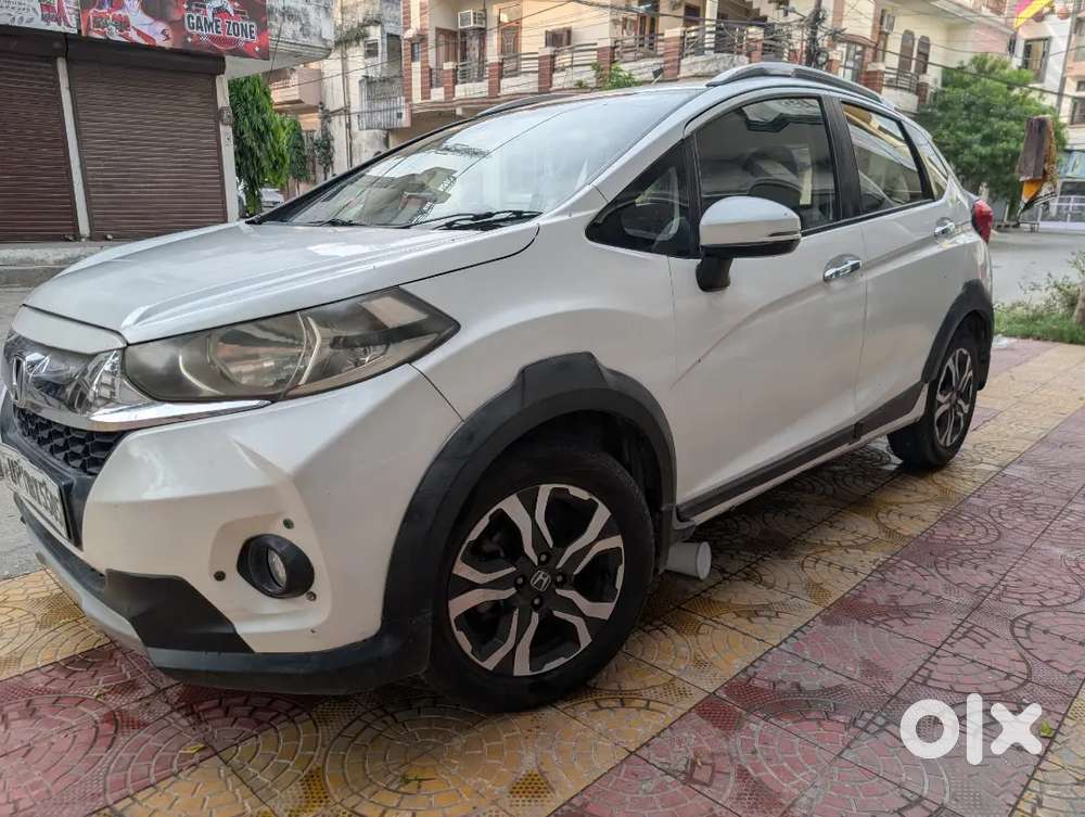 Honda Wrv Top Model With Sun Roof Good Condition New Battery New Tyre