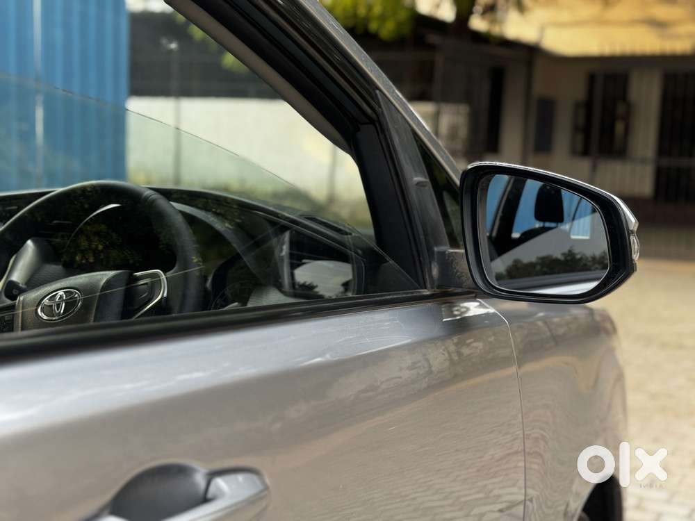Toyota Innova Crysta [2020-ongoing] 2.4 Gx 7 Str, 2020, Diesel