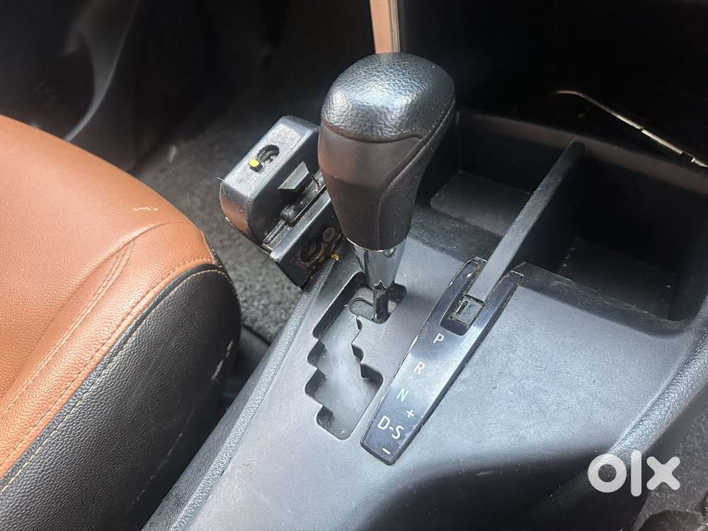 Toyota Innova Crysta 2.8 Gx At 7 Str, 2016, Diesel