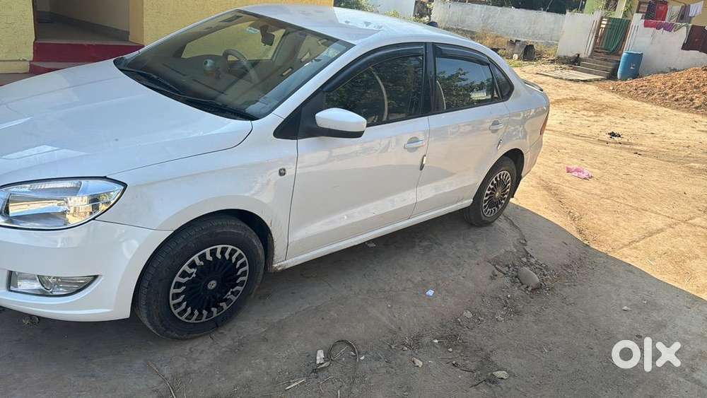 Skoda Rapid 2013 Diesel 92000 Km Driven
