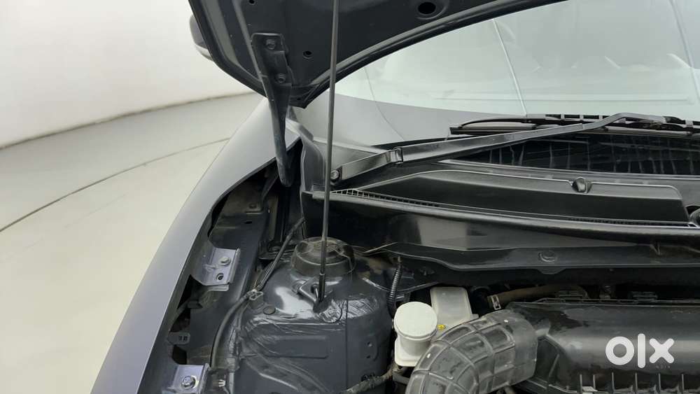 Maruti Suzuki Swift Amt Zxi, 2020, Petrol