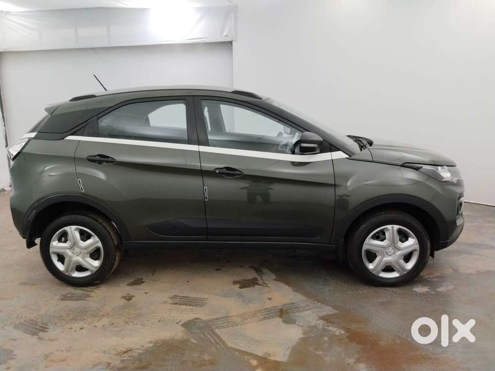 Tata Nexon 1.2 Revotron Xma, 2023, Petrol
