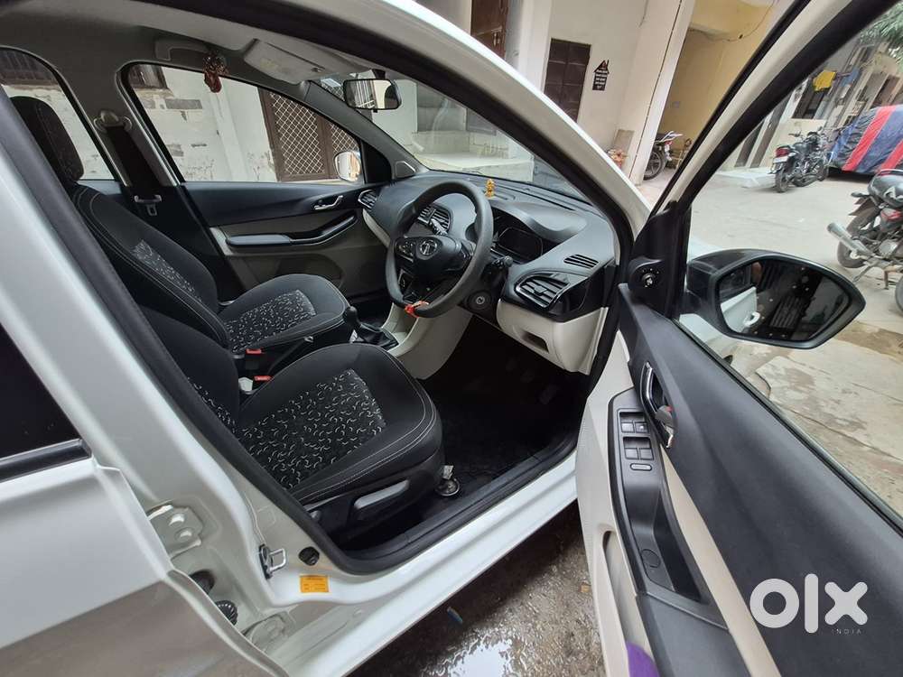 Tata Tiago Petrol Manual 2023