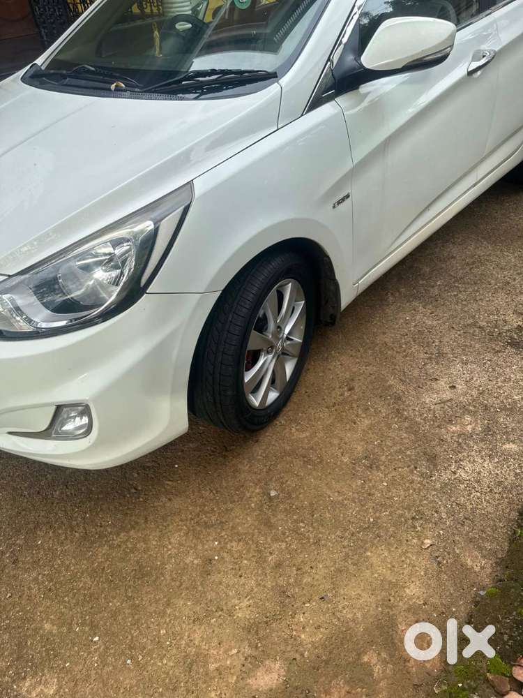 White Verna Fluidic