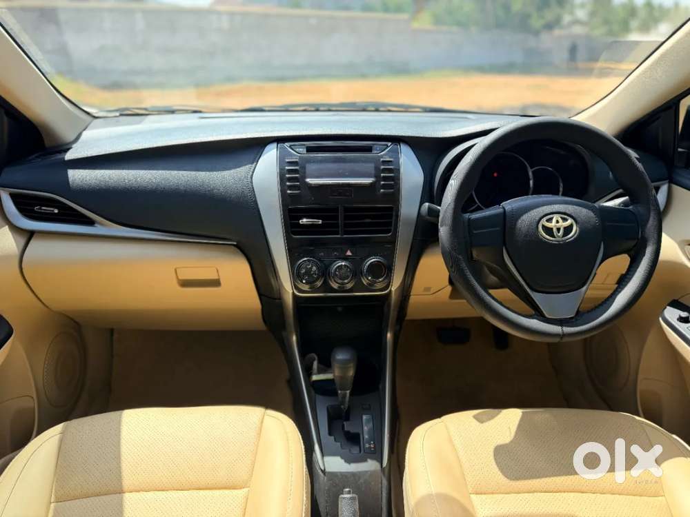 Toyota Yaris G Cvt, 2018, Petrol