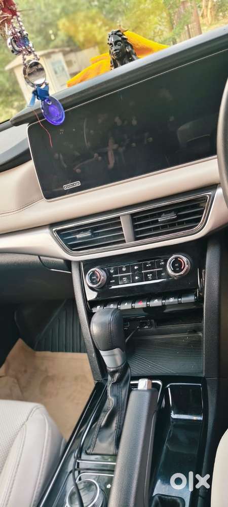 Xuv700 Petrol Automatic