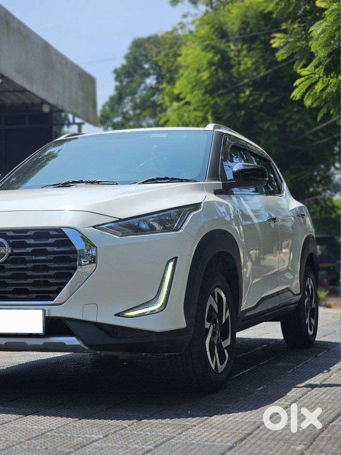 Nissan Magnite 1.0 Xv Turbo Cvt, 2023, Petrol