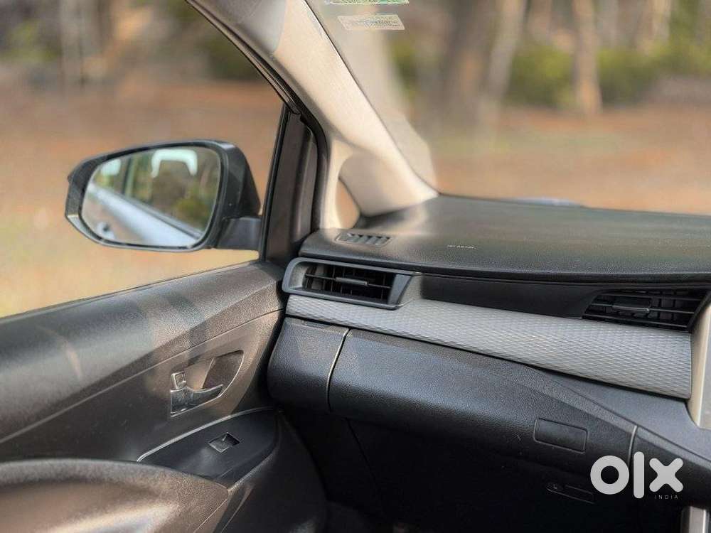 Toyota Innova Crysta 2.4 G Mt, 2022, Diesel