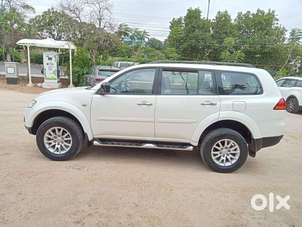 Mitsubishi Pajero Sport 2.5 Manual, 2012, Diesel