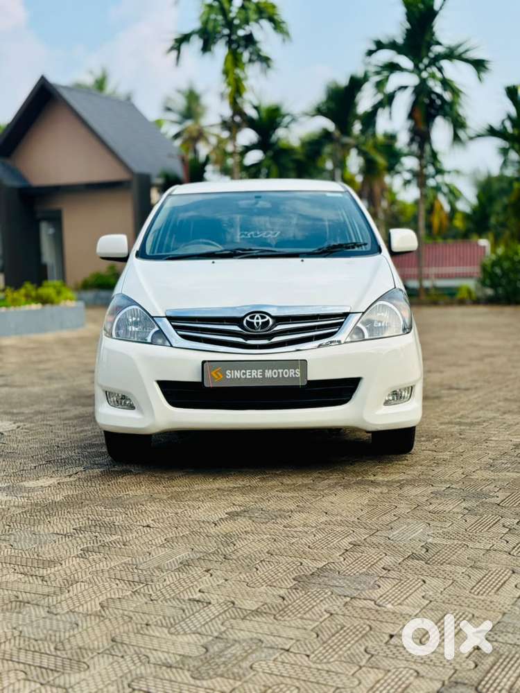 Toyota Innova 2.5 G (diesel) 7 Seater, 2011, Diesel