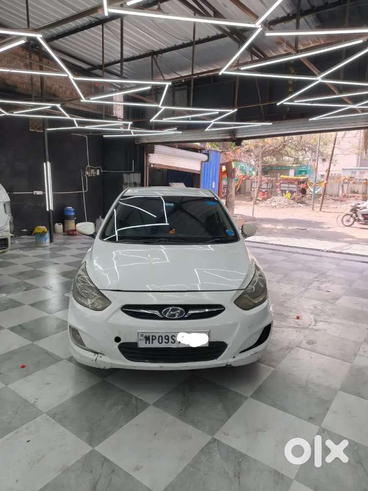 Verna Ek Number Gadi Hai