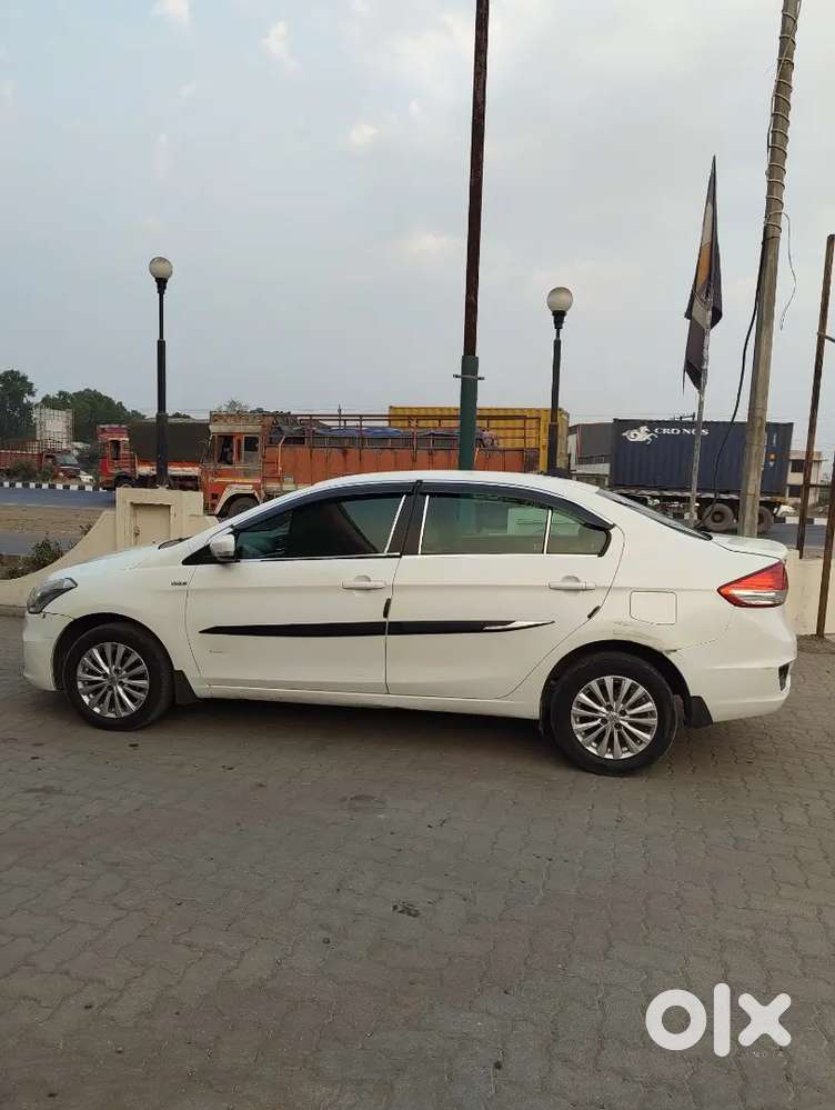 Maruti Suzuki Ciaz 2015 Diesel 135000 Km Driven