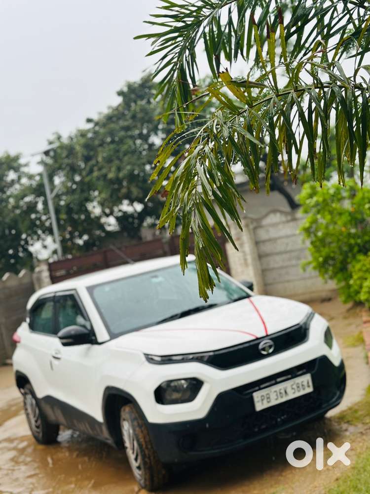 2023 Tata Punch Petrol