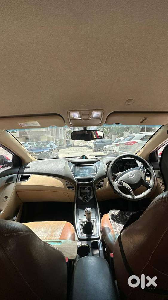 Hyundai Elantra 2014 Diesel 72000 Km Driven