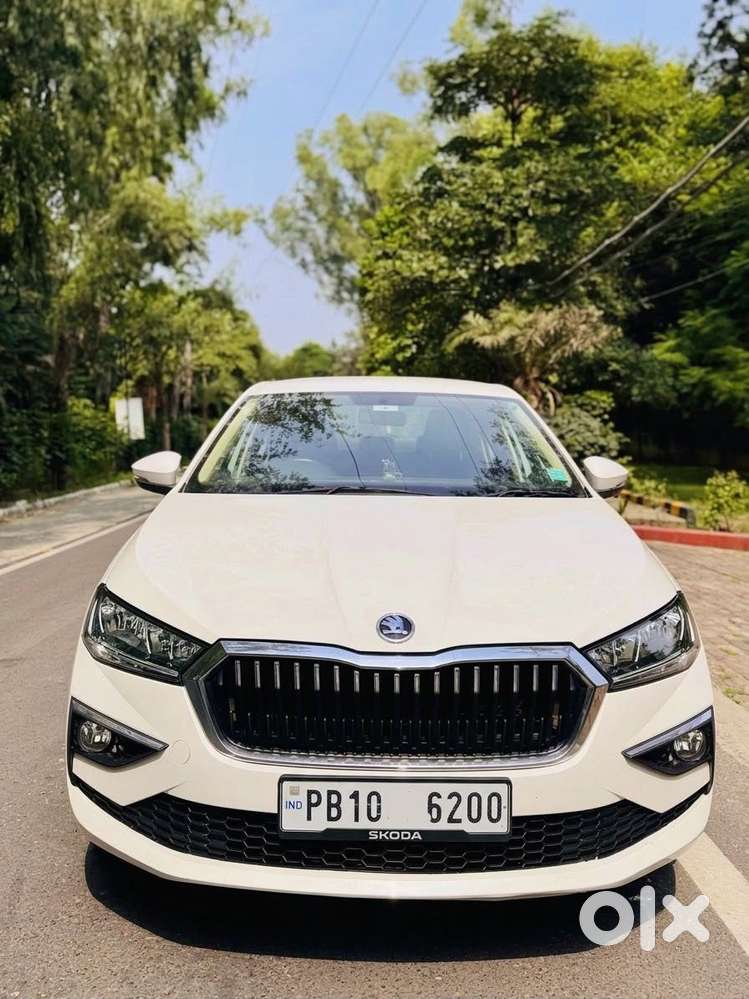 Skoda Slavia Ambition 1.0l Tsi Mt, 2023, Petrol