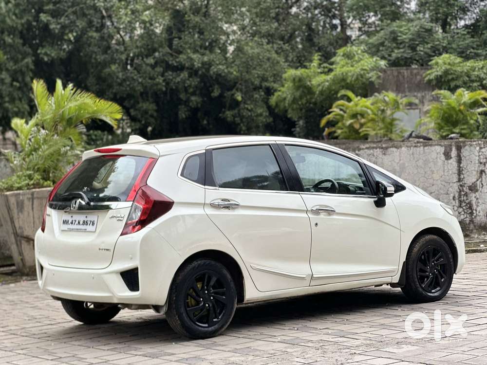 Honda Jazz V Cvt, 2016, Cng & Hybrids