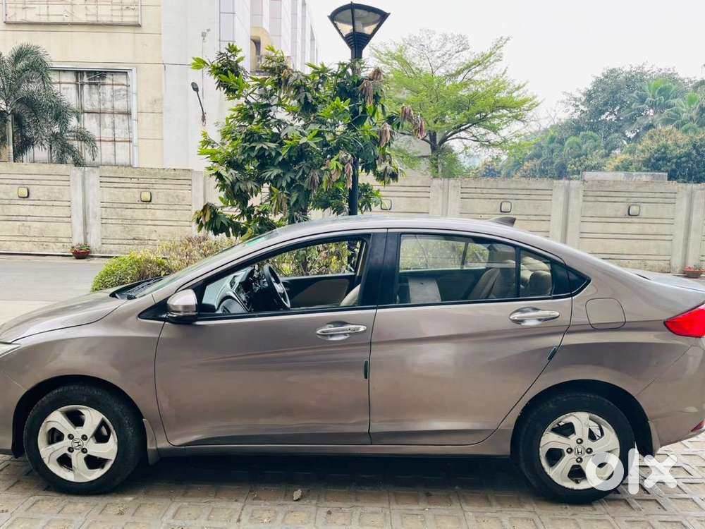 Honda City Sunroof Model November 2016 Petrol Well Maintained
