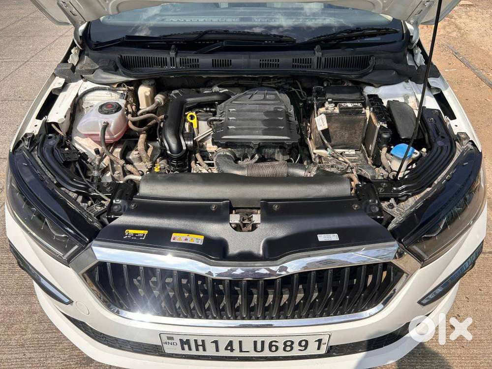 Skoda Slavia 1.0 Tsi Style At, 2024, Petrol