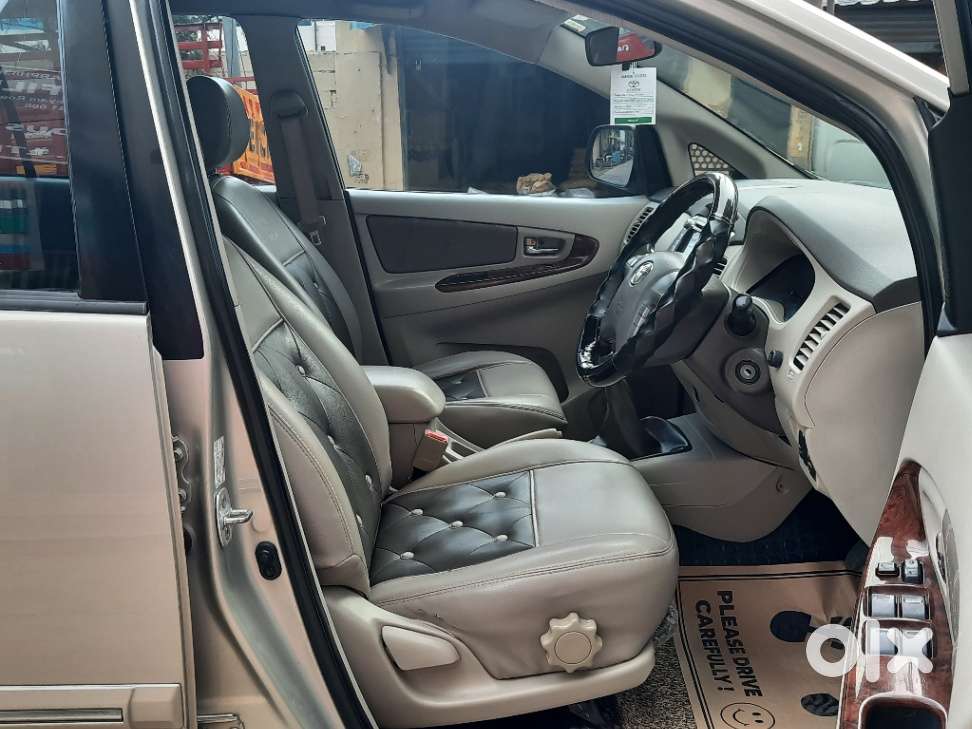 Toyota Innova 2.5 V 7 Str, 2013, Diesel