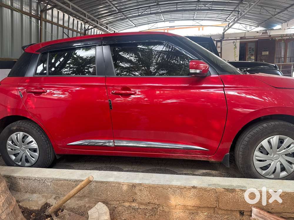 Maruti Suzuki Swift Vxi 2025