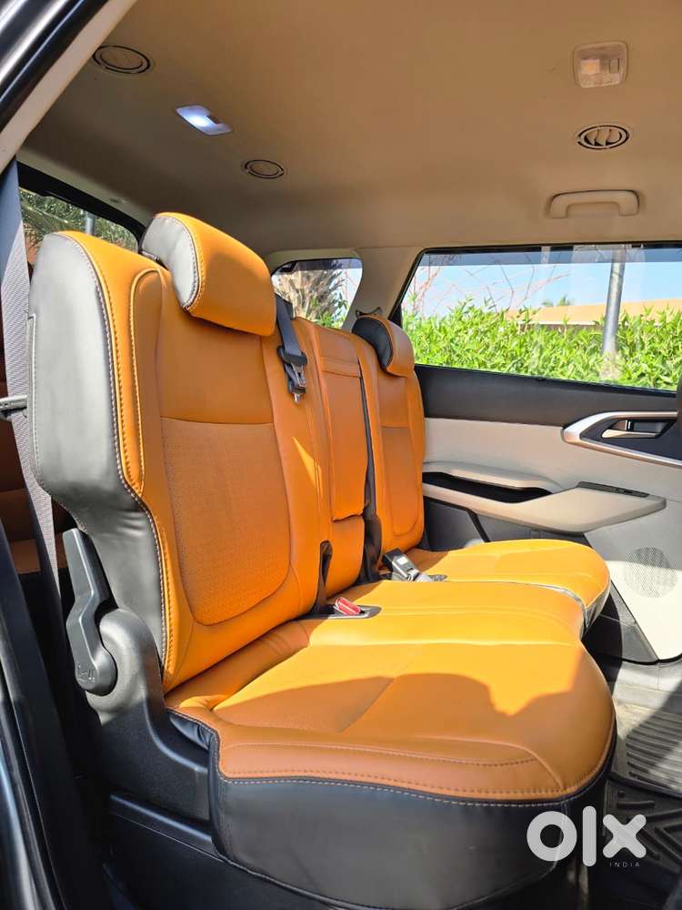 Kia Carens, 2025, Petrol