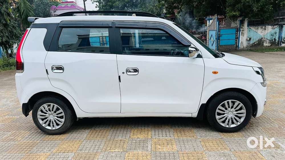 Maruti Suzuki Wagon R Zxi, 2022, Petrol