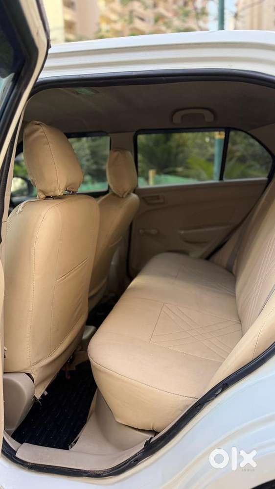 Maruti Suzuki Swift Dzire 2017 Cng & Hybrids 60200 Km Driven