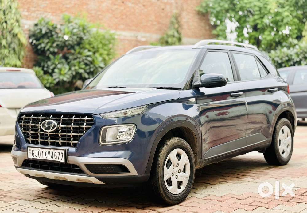 Hyundai Venue S(o) Knight Edition Mt, 2020, Petrol