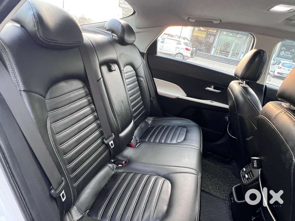 Hyundai New Verna Sx O 1.5 Turbo Gdi Mt, 2023, Petrol