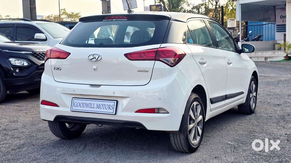 Hyundai I20 Asta (o) 1.2 Mt Dual Tone, 2018, Petrol