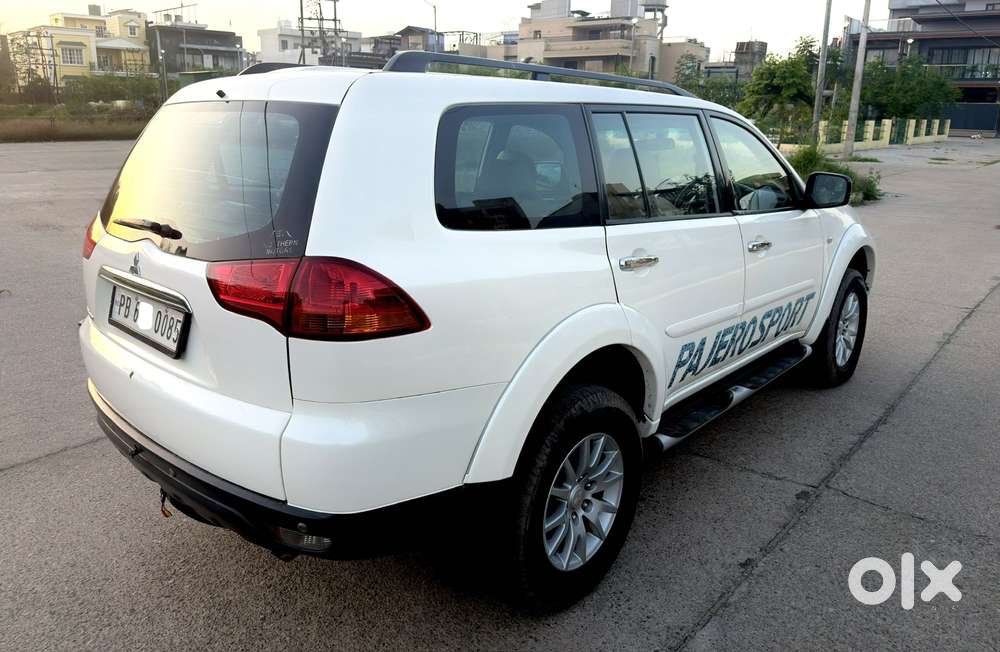 Mitsubishi Pajero Sport 2.5 Manual, 2013, Diesel