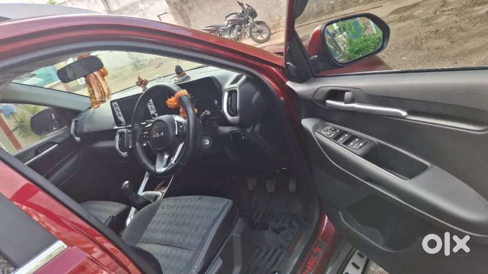 Kia Sonet 2022 Petrol 37000 Km Driven