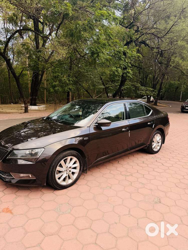 Skoda Superb L&k 2.0 Tdi At, 2017, Diesel