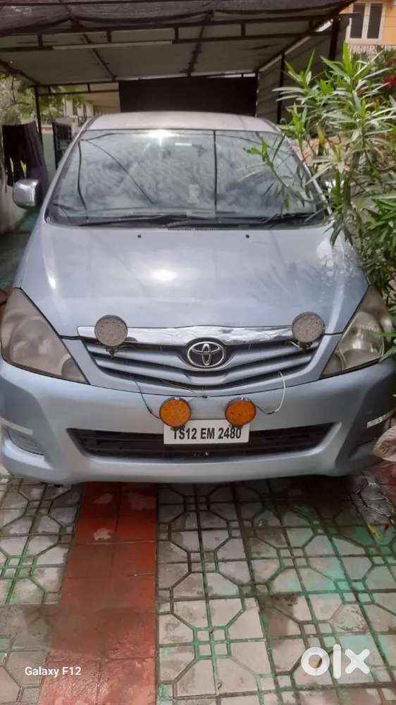 Toyota Innova 2010 Diesel 2nd Owner