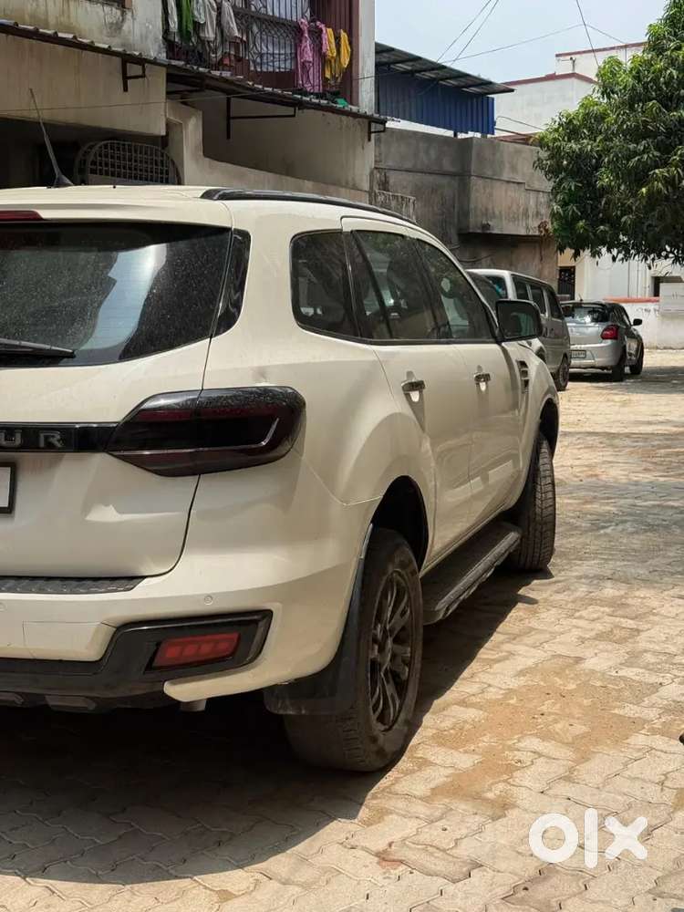 Ford Endeavour 2016 Diesel Well Maintained