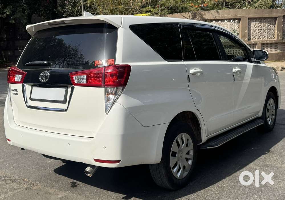 Toyota Innova Crysta [2020-ongoing] 2.4 Gx 7 Str, 2025, Diesel