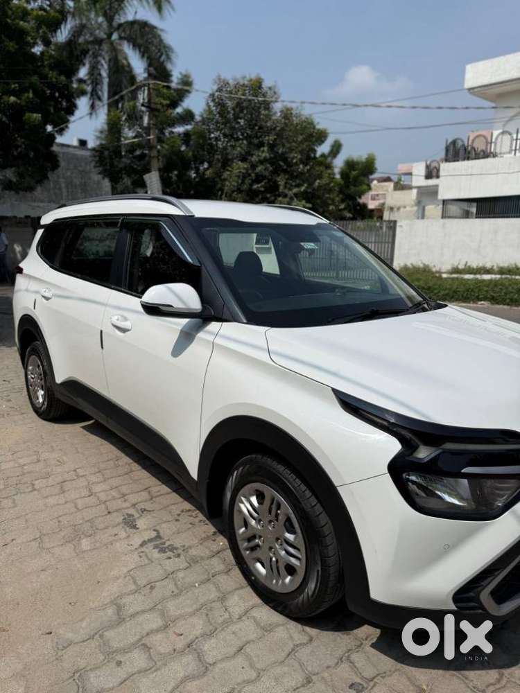 Kia Carens 1.5 Prestige 7 Str, 2024, Petrol