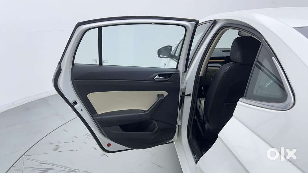 Skoda Slavia Style 1.5l Tsi Dsg, 2022, Petrol