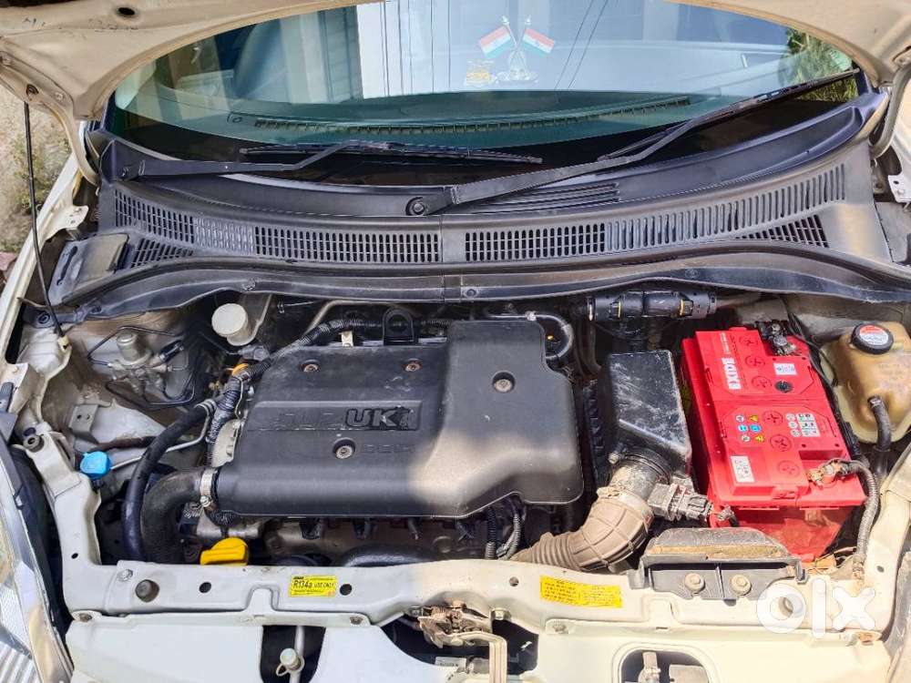 Maruti Swift Desire Vdi 2009 Family Car White Colour