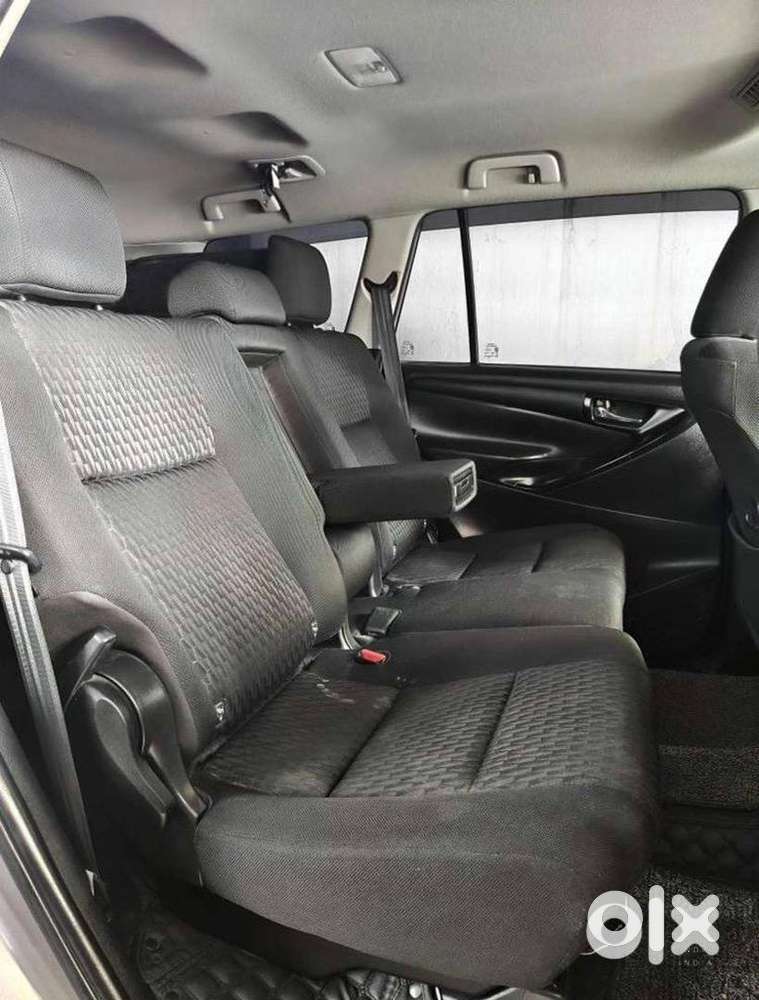 Innova Crysta G 2022 Diesel  8 Seater  Manual  Single Owner