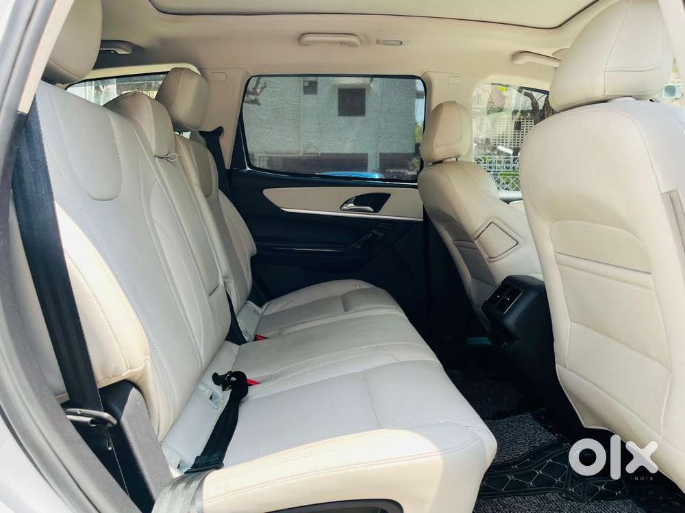 Mahindra Xuv700 2.2 Ax 7 Diesel Mt Luxury Pack Str, 2024, Diesel