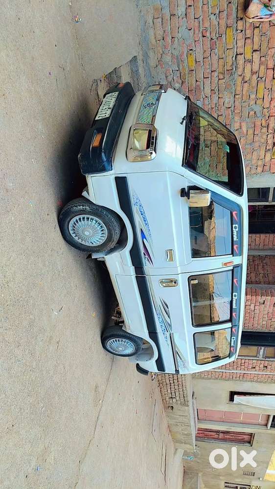 Maruti Suzuki Omni 2012