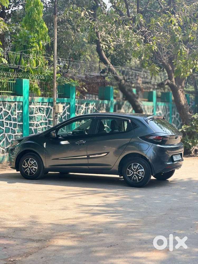 Tata Altroz, 2021, Petrol