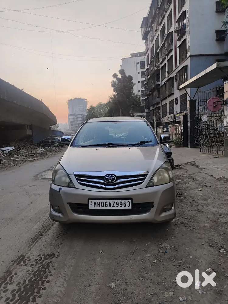 Toyota Innova Vx 2011 Limited Edition Model